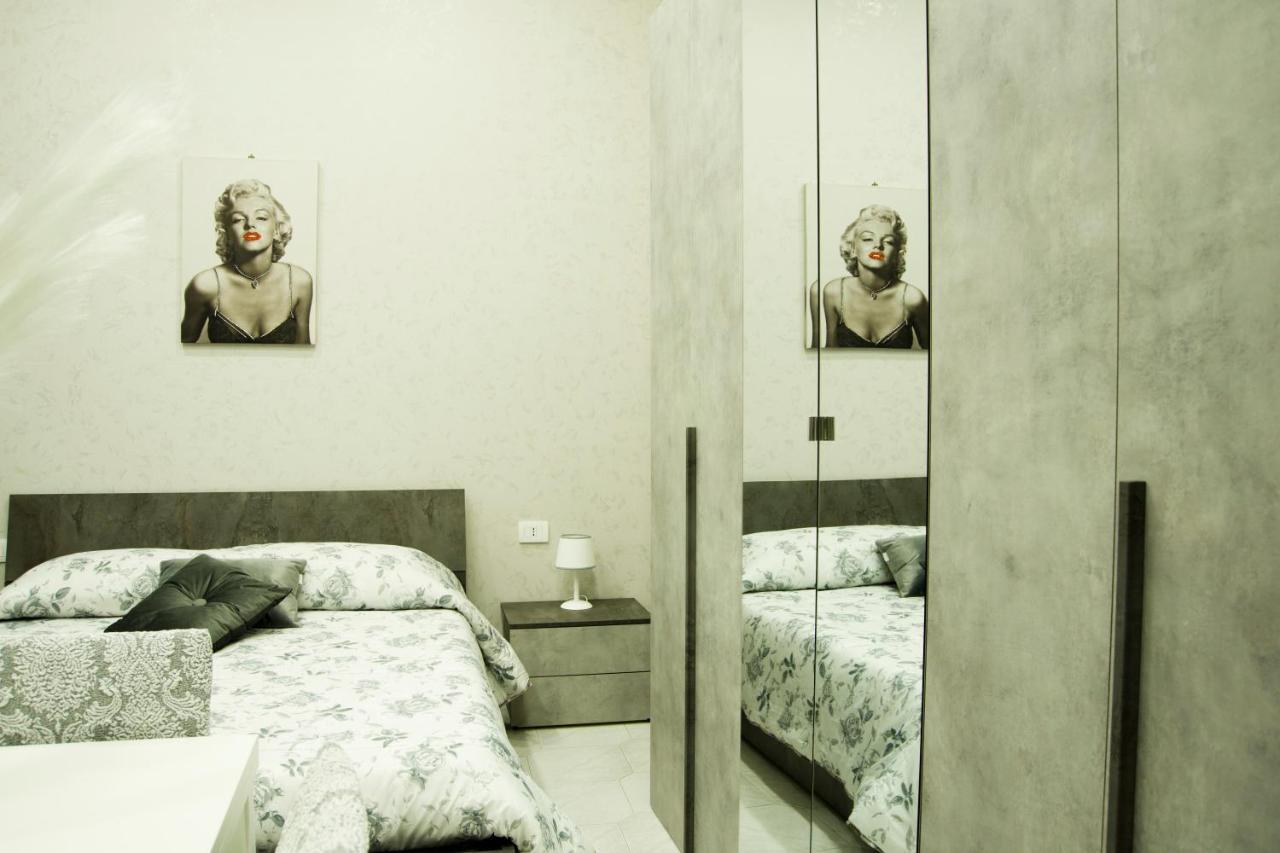 Mincasa Nel Cuore Di Napoli Eksteriør bilde